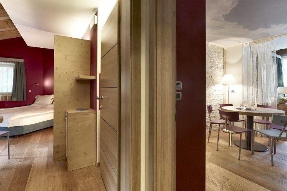Color Home Suite Apartments Predazzo Eksteriør billede